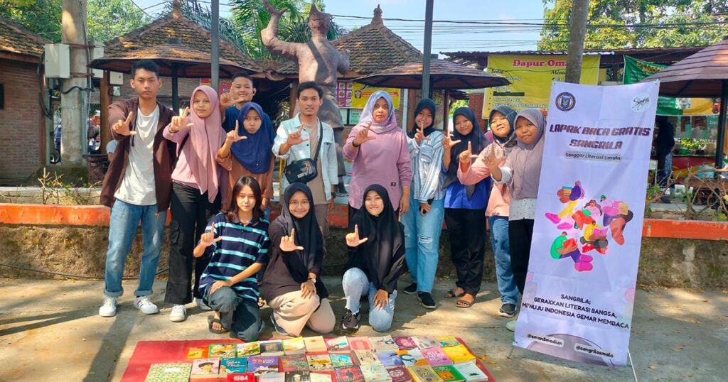 Sastra Lahir dari Komunitas!